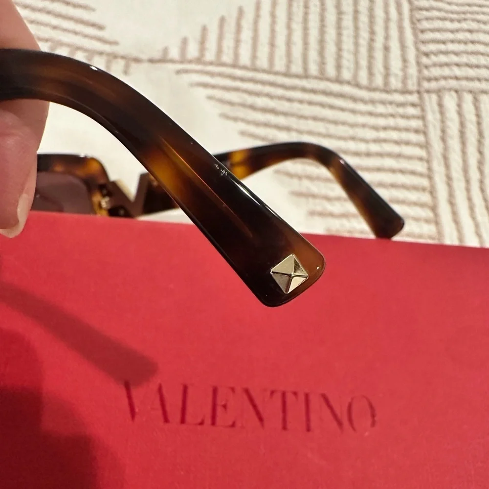 Valentino Garavani Tortoise Shell Cat-Eye Sunglasses